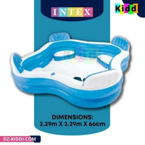 piscine Family Lounge